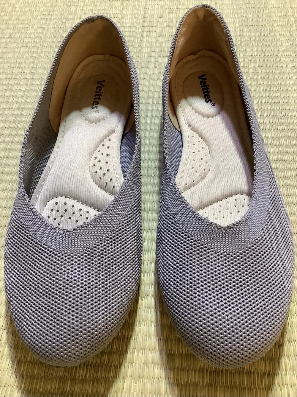 Women's Veittes Gray Knit Slip-On Ballet Flats